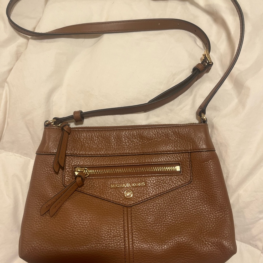MICHAEL KORS BROWN PURSE LONG STRAP (new, perfect condition)